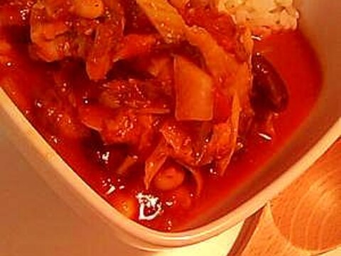 チキンとセロリのスパイシートマト煮込みライス